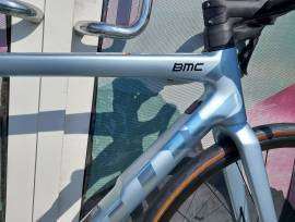 BMC Teammachine SLR ONE Ultegra Di2 (47,51,54,56,58,61 Országúti Shimano Ultegra Di2 tárcsafék új / garanciával ELADÓ