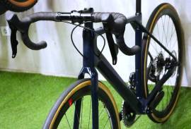 CANYON ENDURANCE CF CARBON DISC AXS 2x12 Road bike disc brake used For Sale