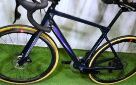 CANYON ENDURANCE CF CARBON DISC AXS 2x12 Road bike disc brake used For Sale