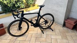 PINARELLO Paris Országúti Shimano Ultegra tárcsafék használt ELADÓ