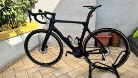 PINARELLO Paris Országúti Shimano Ultegra tárcsafék használt ELADÓ