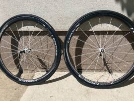 Bontrager Aeolus 3 D3 Bontrager Aeolus 3 D3 Road Bike & Gravel Bike & Triathlon Bike Component, Road Bike Wheels / Tyres 700c (622) used For Sale