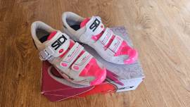 Újszerű Sidi Genius cipő eladó Genius 7 Shoes / Socks / Shoe-Covers 40,5 Road used female For Sale