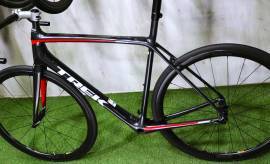 Új 0km 56/L TREK EMONDA SL FULL  Carbon  váz TREK EMONDA SL FULL CARBON Road Bike & Gravel Bike & Triathlon Bike Component, Road Bike & Gravel Bike & Frames / Forks carbon new / not used For Sale