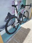 BMC 2024 BMC Roadmachine 01 FOUR  ( 56)   Road bike Shimano Ultegra Di2 disc brake new with guarantee For Sale