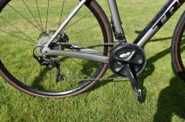 TREK Domane Road bike Shimano 105 disc brake used For Sale