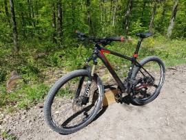 FOCUS RAVEN Mountain Bike 27.5"+ elöl teleszkópos Shimano Deore használt ELADÓ