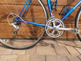 GIANT Racing Road bike Shimano 105 calliper brake used For Sale