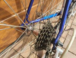 GIANT Racing Road bike Shimano 105 calliper brake used For Sale