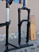 Új rockshox tk35 silver 29es teleszkóp  Tk35 Mountain Bike Alkatrész, MTB Villa / Rugóstag villa 151-160 mm nem használt ELADÓ