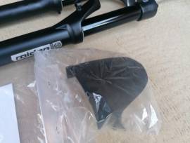 Új 29 es suntour raidon air 130 teleszkóp  Raidon  Mountain Bike Alkatrész, MTB Villa / Rugóstag villa 121-130 mm nem használt ELADÓ