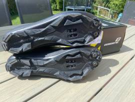 Szinte új Gaerne Wide, fekete, kerékpáros cipő, 44, SPD eladó Trail wide Cipő / Zokni / Kamásli 44 MTB, Gravel használt férfi/unisex ELADÓ