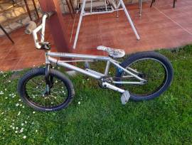 UNITED Supreme BMX / Dirt Bike használt ELADÓ