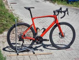 BMC BMC Roadmachine 2*12 di2 Vision karbon kerékszett Országúti Shimano 105 Di2 tárcsafék használt ELADÓ