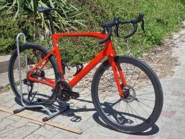 BMC BMC Roadmachine 2*12 di2 Vision karbon kerékszett Road bike Shimano 105 Di2 disc brake used For Sale