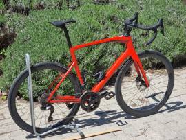 BMC BMC Roadmachine 2*12 di2 Vision karbon kerékszett Road bike Shimano 105 Di2 disc brake used For Sale