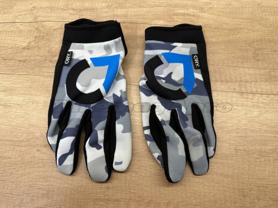 CRY brand fekete/camo BMX/MTB kesztyű- Harry Main (L) CRY brand L használt férfi/unisex ELADÓ