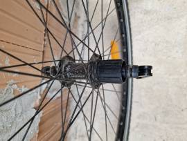 27,5 Velogo kazettás kerék és 2db Continental Contact plus köpeny belsővel Velogo + Continental Contact Plus Mountain Bike Alkatrész, MTB Kerék / Felni / Gumi 27.5" (650b) belsős használt ELADÓ