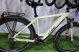 CUBE NURIDE PRO BOSCH CX 85Nm 625Wh Electric Trekking/cross 25 km/h Bosch used For Sale