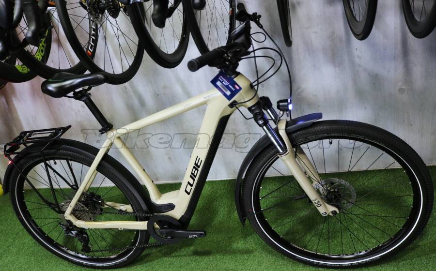 CUBE NURIDE PRO BOSCH CX 85Nm 625Wh Elektromos Trekking/cross 25 km/h Bosch használt ELADÓ