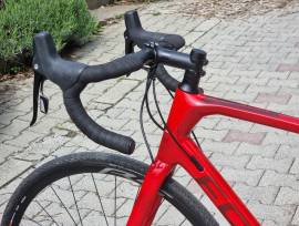 FOCUS Újsz. Focus karbon endurence outi lightos gravel  Országúti SRAM Rival tárcsafék használt ELADÓ