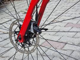FOCUS Újsz. Focus karbon endurence outi lightos gravel  Országúti SRAM Rival tárcsafék használt ELADÓ