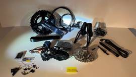 Új Shimano 105 2x12s Di2 tárcsás szett 105 Di2 Road Bike & Gravel Bike & Triathlon Bike Component, Road / Gravel Bike Derailleurs electronic Shimano 105 Di2 new / not used For Sale