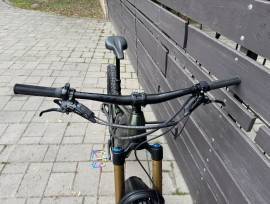 GIANT Reign E+0 1000wh újszerű  Elektromos Mountain Bike 29" elöl 27.5" hátul (Mullet) össztelós / fully Yamaha használt ELADÓ