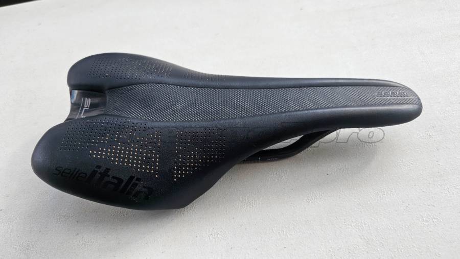 Eladó Selle Italia Slr Boost Ti316 kerékpáros nyereg Selle Italia Slr Boost Ti316 Mountain Bike Alkatrész, MTB Nyereg / Nyeregcső használt ELADÓ