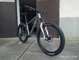 _EGYÉB Újszerű Whyte 909 SCR ínyenc trail HT ’M’ méretben Mountain Bike elöl teleszkópos SRAM GX Eagle használt ELADÓ