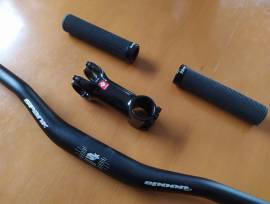Spank/Bontrager/Fabric cockpit Spank Spoon/Bontrager Blendr/Fabric Funguy Mountain Bike Alkatrész, MTB Kormány / Stucni / Markolat használt ELADÓ
