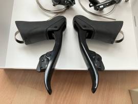 SRAM Force eTap AXS D1 fék váltókar SRAM Force eTap AXS D1 Országúti / Gravel / Triatlon Alkatrész, Országúti Fék / Fékváltókar elektromos SRAM Force eTap AXS használt ELADÓ