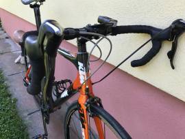 KTM Revelator World Cup Serie Országúti Shimano 105 patkófék használt ELADÓ