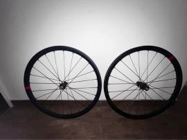 Fulcrum Racing 4 DB országúti centerlock kerékszett Fulcrum Racing 4 DB Országúti / Gravel / Triatlon Alkatrész, Országúti  Kerék / Felni / Gumi használt ELADÓ