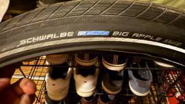 Teljesen új  Schwalbe Big Apple, Active, 55-622 Road Bike & Gravel Bike & Triathlon Bike Component, Road Bike Wheels / Tyres new / not used For Sale