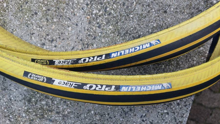 Könnyű Michelin Pro Race 23 Michelin Pro Race 23 Országúti / Gravel / Triatlon Alkatrész, Országúti Kerék / Felni / Gumi használt ELADÓ