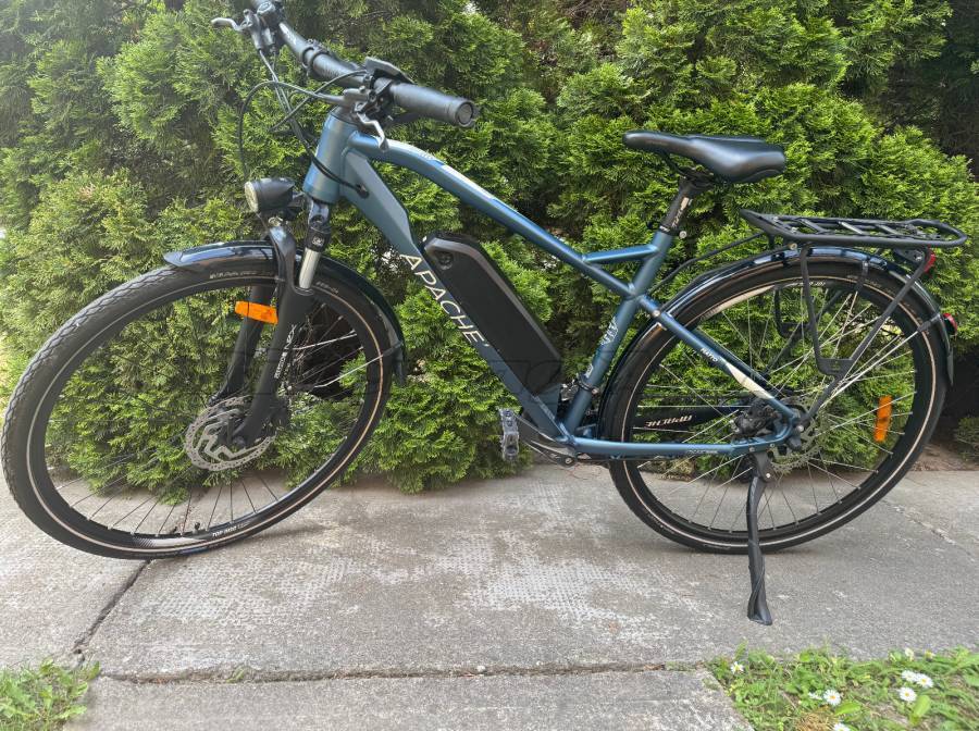 APACHE Matto Tour E4 Electric Trekking/cross 25 km/h Bafang 401-500 Wh used For Sale