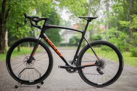 RIDLEY Fenix SLIC Országúti SRAM Force eTap AXS tárcsafék használt ELADÓ