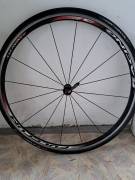 Eladó Fulcrum Racing 3 kerék szett  Fulcrum Racing 3 Országúti / Gravel / Triatlon Alkatrész, Országúti  Kerék / Felni / Gumi használt ELADÓ