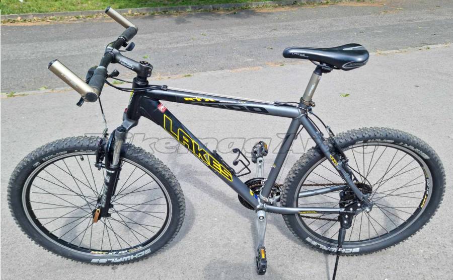 _EGYÉB Lakes MTB 26-os Mountain Bike 26" elöl teleszkópos Shimano Altus használt ELADÓ