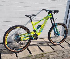 KELLYS Eladó Kellys Noid 90 2017 L, 27,5 Enduro / Freeride / DH 27.5" (650b) Shimano Saint használt ELADÓ