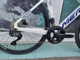 MERIDA MERIDA REACTO 6000  (M) ( 200 km ha futott.)) Road bike Shimano 105 Di2 disc brake new / not used For Sale
