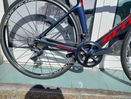 SCOTT FOIL AEERO Carbon Ultegra, Syncros Carbon kormány Országúti Shimano Dura Ace patkófék használt ELADÓ