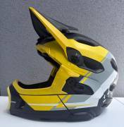 Bell Super DH MIPS  (L-es méret) – Kivehető állvédővel Bell Super DH Helmets / Headwear MTB + Fullface L used For Sale