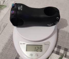 Új full karbon kormányszár (stucni). Az előlap is karbon! UD carbon matt, Oil Slick csavarok.  . Országúti / Gravel / Triatlon Alkatrész, Országúti Kormány / Stucni / Bandázs nem használt ELADÓ
