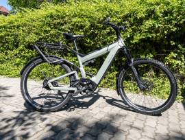 RIESE&MüLLER Superdelite Electric Trekking/cross 25 km/h Bosch 700 + Wh used For Sale