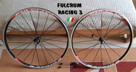 Fulcrum Racing 3 országúti kerékszett. Használt, új állapotú! . Országúti / Gravel / Triatlon Alkatrész, Országúti  Kerék / Felni / Gumi használt ELADÓ