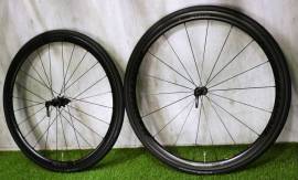 0km új csúcs BONTRAGER AEOLUS PRO 3 CARBON TLR BONTRAGER AEOLUS Országúti / Gravel / Triatlon Alkatrész, Országúti  Kerék / Felni / Gumi nem használt ELADÓ