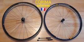 Corima Winium karbon országúti kerékszett. Újszerű! Bolti ára kb. 700eFt! Campa 1-11 speed rotor. .  Országúti / Gravel / Triatlon Alkatrész, Országúti  Kerék / Felni / Gumi használt ELADÓ