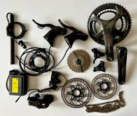  komplett elektromos váltás szett Campagnolo Super Record EPS 2x12s Országúti / Gravel / Triatlon Alkatrész, Országúti / Gravel Váltó / Váltórendszer / DI2 elektromos Campagnolo Super Record EPS használt ELADÓ
